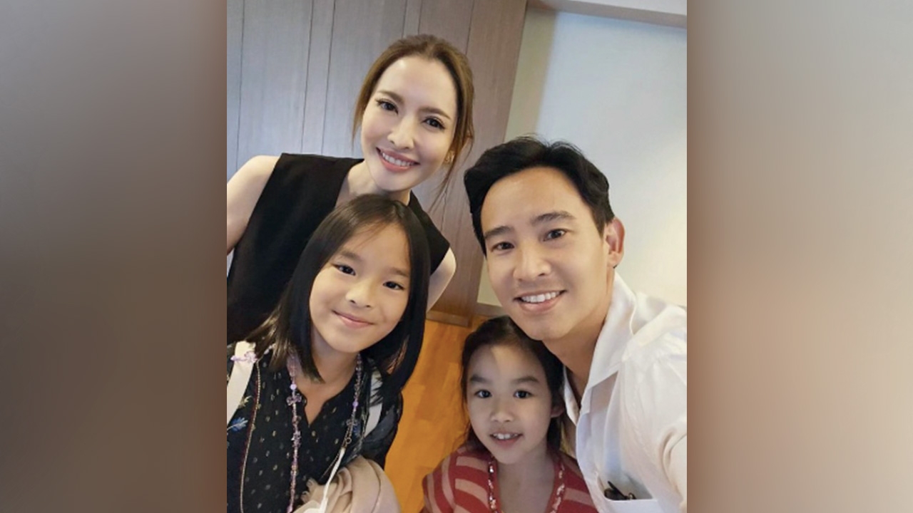 ทิม พิธา ลงรูปอบอุ่นแท็กหา แอฟ ทักษอร โซเชียลแตกตื่น แม่ต้องไปต่อคิว