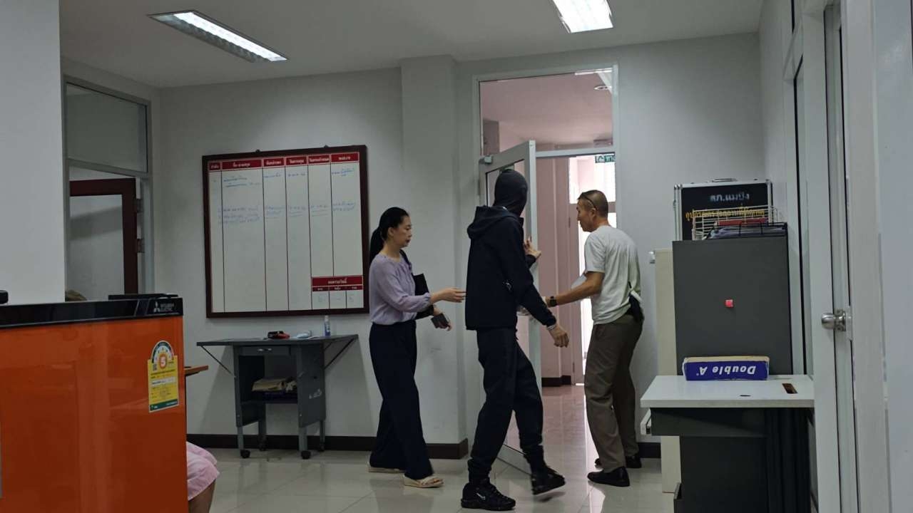 คุม หนุ่มเบนซ์หัวร้อน ฝากขัง-ค้านประกัน แจ้งข้อหาเพิ่ม หลังขู่คู่กรณี