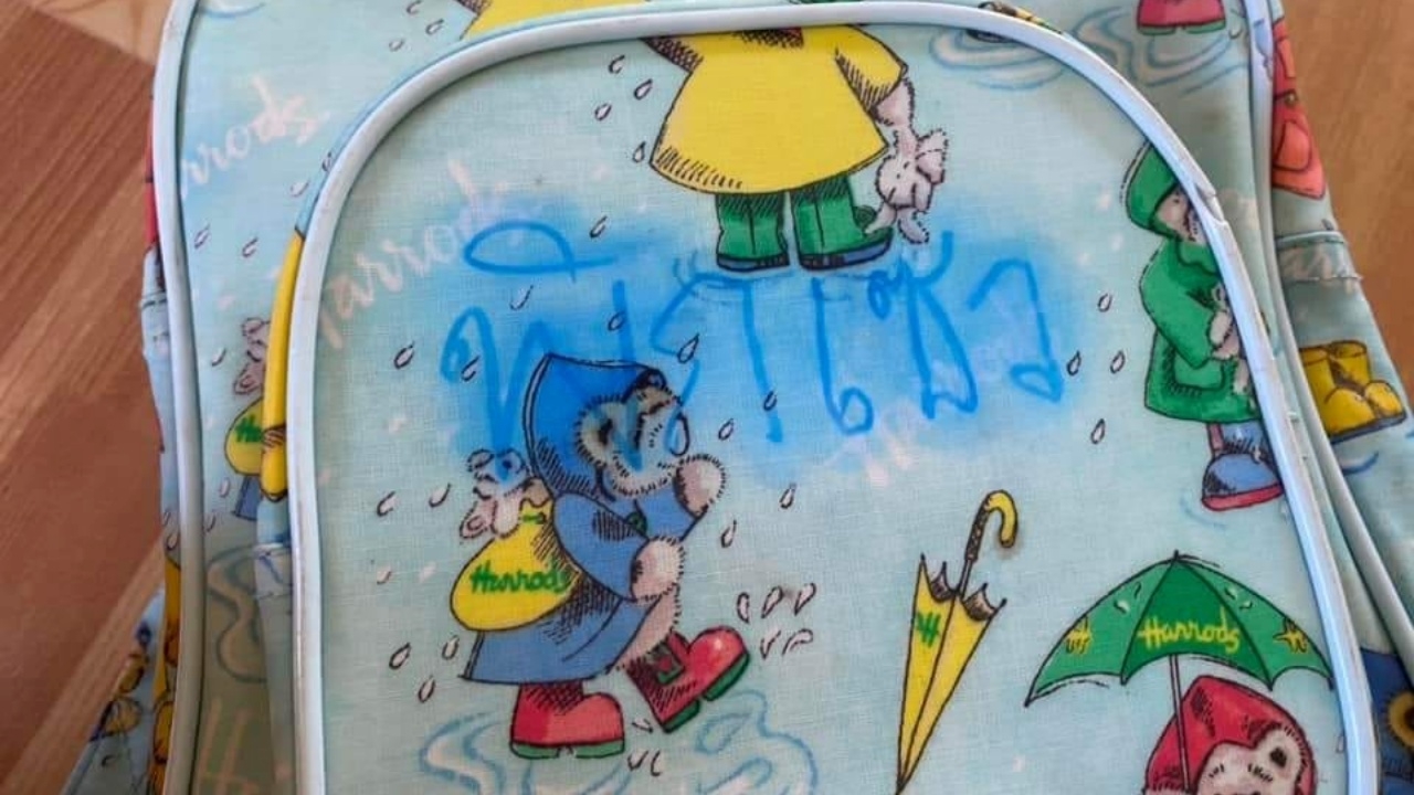 คุณแม่โอด ครูเขียนชื่อบนกระเป๋าลูกสาว ลบไม่ออก แถมยังสะกดไม่ถูก