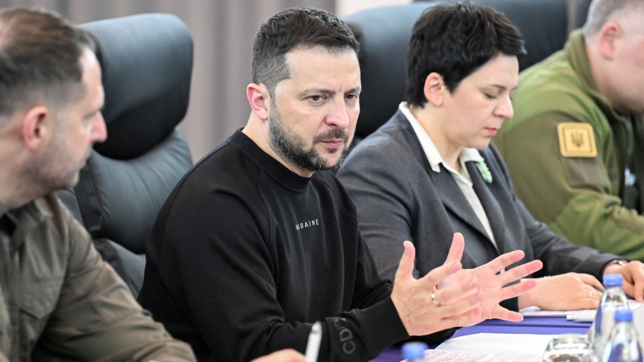 'เซเลนสกี' เศร้า เผย บักห์มุต โดนรัสเซียโจมตี จนย่อยยับหมดทั้งเมือง