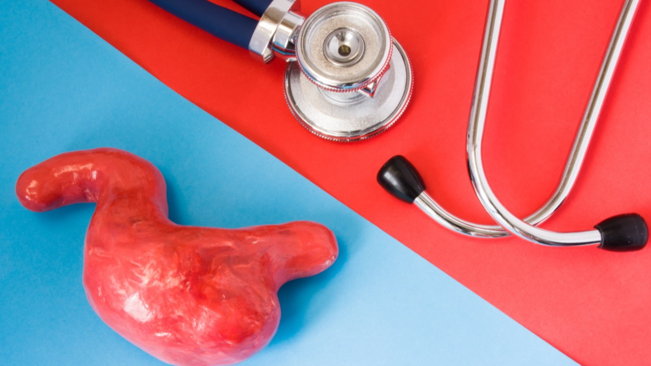 เช็กให้ชัวร์!! แสบร้อนกลางอก โรคกระเพาะหรือนิ่วในถุงน้ำดีกันแน่