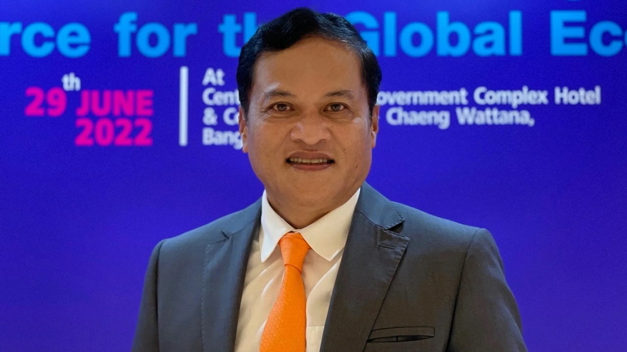 หารือเสนอ "ในหลวง ร.9" บุคคลสำคัญโลก รวบรวมพระราชกรณียกิจชงยูเนสโกปี 67