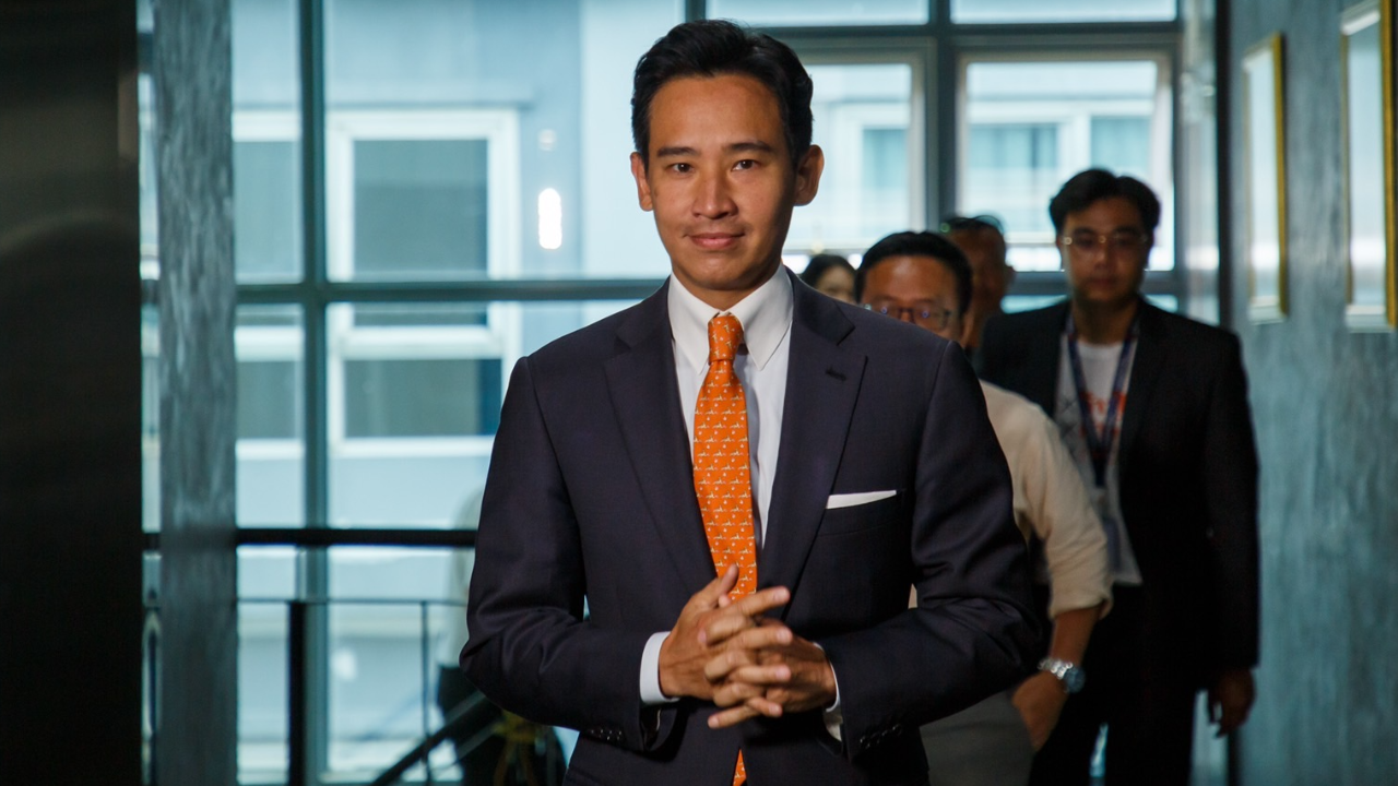 เลือกตั้ง 2566 : “ทิม พิธา” ก้าวไกล ยกหู ชวน 4 พรรค ร่วมรัฐบาล วันนี้