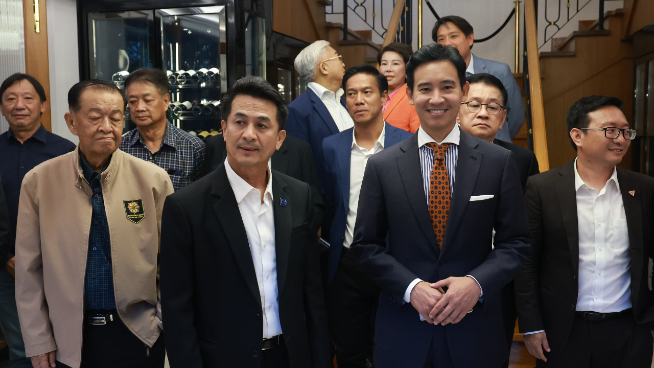 "ก้าวไกล" อย่าไว้ใจ "เพื่อไทย" มาก หากตั้งรัฐบาลไม่สำเร็จ เกมเปลี่ยน