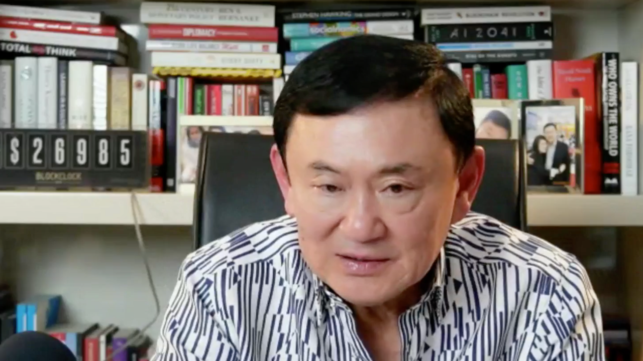 เลือกตั้ง 66 : ทักษิณ บ่น ไอโอ "ดีลลับ" ทำ พท.แพ้ ยัน กลับไทย ไม่สนอะไรแล้ว