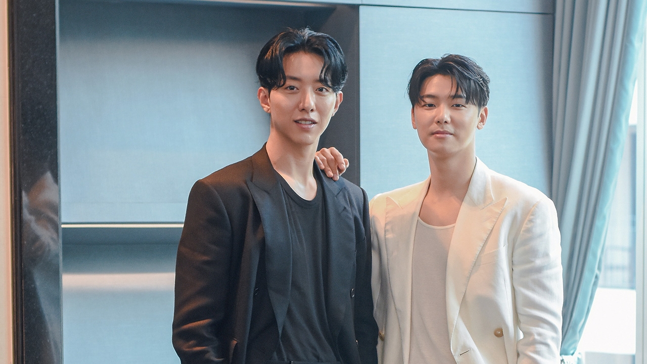 มิตรภาพ "มินฮยอก-จองชิน" บัดดี้คู่ซี้ เสิร์ฟความฟิน 13 ปี CNBLUE บอยซ์ไทยคือความร้อนแรง