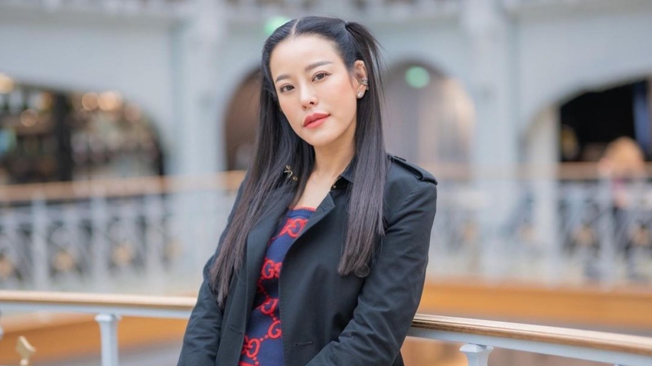 สาวคู่กรณีโพสต์เหรียญมี 2 ด้าน หนิง ปณิตา โพสต์แบบเดียวกันเป๊ะ