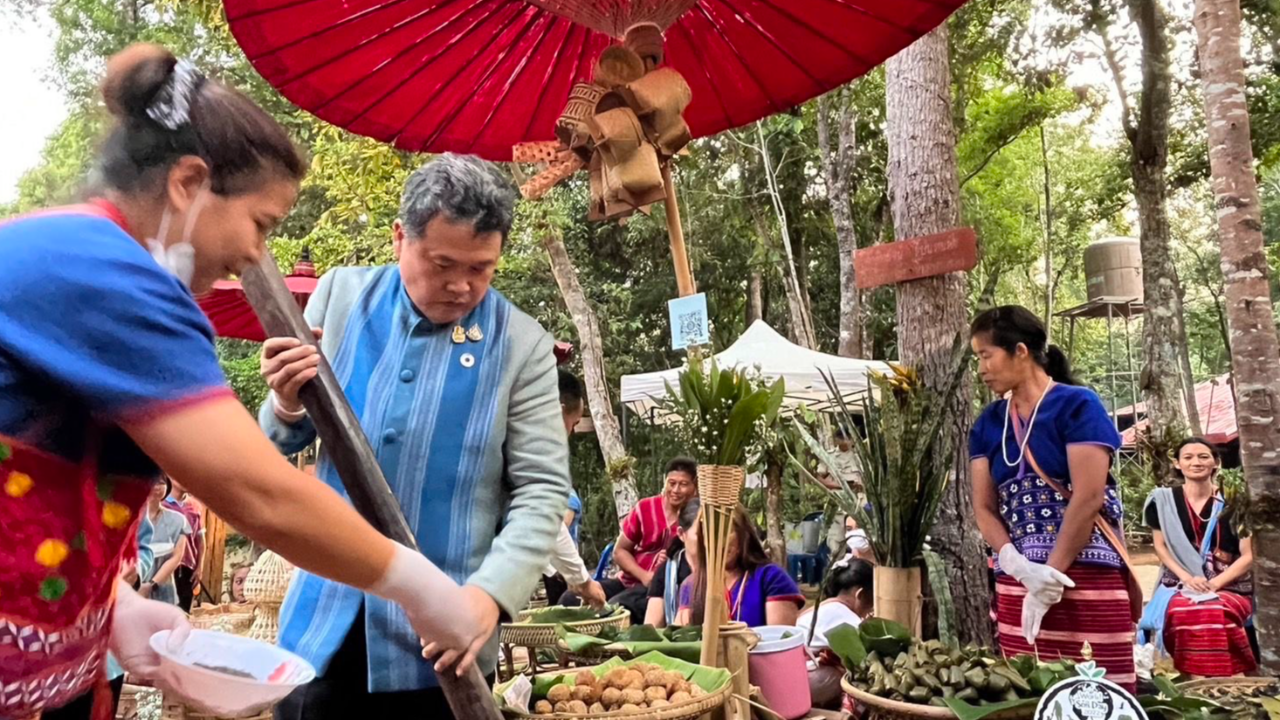 มท. ชวนจัดกิจกรรมรณรงค์ "วันดินโลก" ภายใต้แนวคิด อาหารก่อกำเนิดเกิดจากดิน