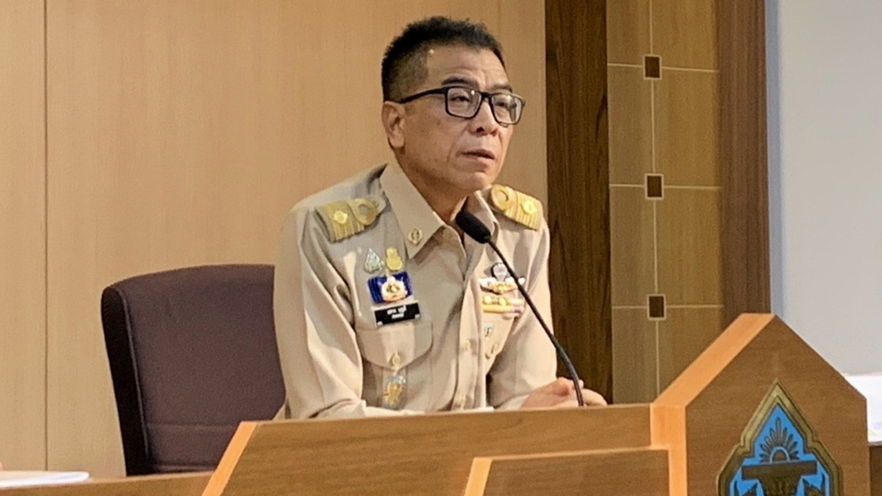 ผู้สมัคร 2 พรรค ภาพสลับ กกต.ยอมรับผิด เอกสารเลือกตั้งส่งไปอังกฤษ