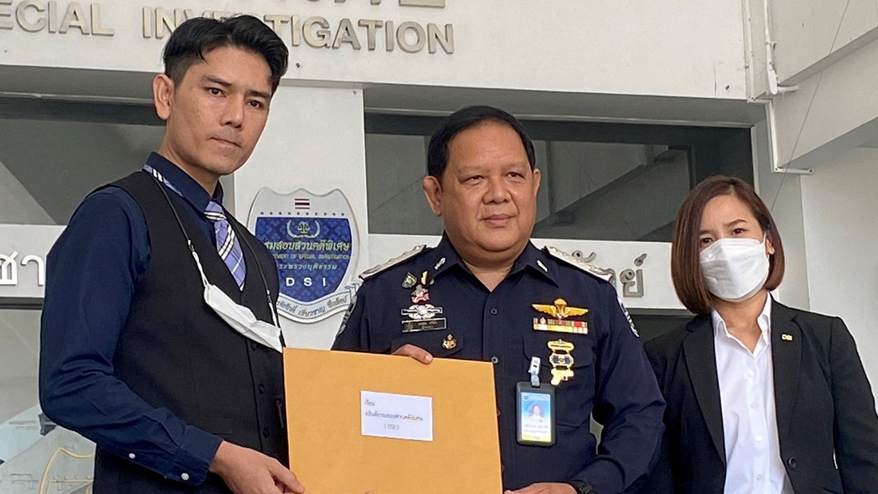 ชงสรรพากร ร้องทนายตั้ม ตรวจสอบภาษี ที่มาของรายได้