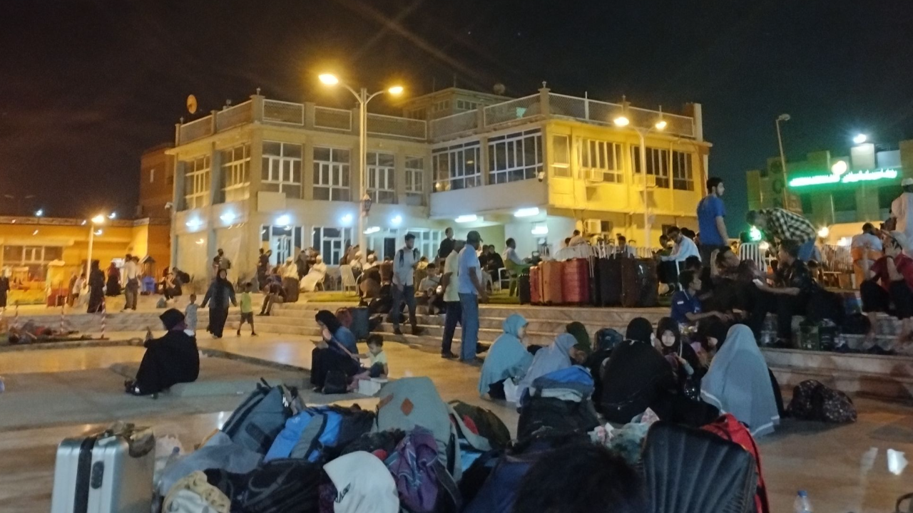 อพยพ 212 คนไทยออกจากซูดานไปพื้นที่ปลอดภัยแล้ว คาดกลับถึงไทยค่ำ 27 เม.ย.