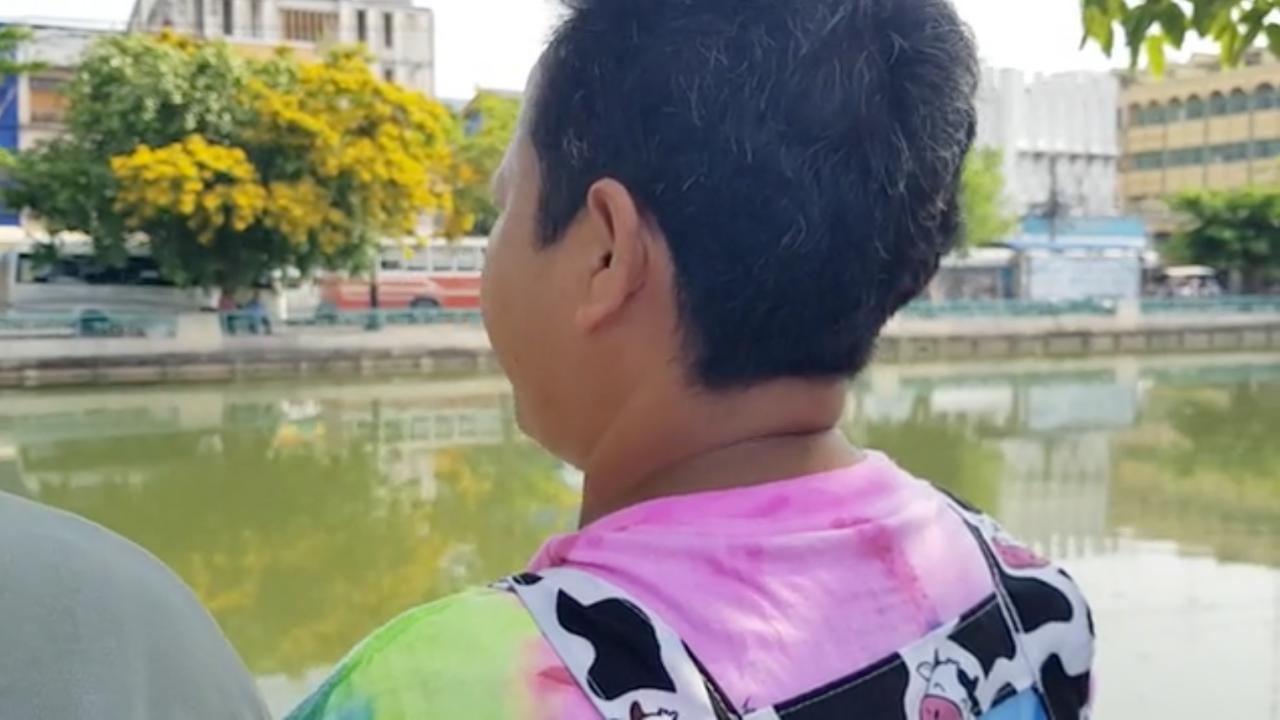 แม่ค้าเล่านาที "ครูต่าย" เหยื่อ "แอม ไซยาไนด์" เป็นลม-มือเท้าเกร็ง ก่อนเสียชีวิต