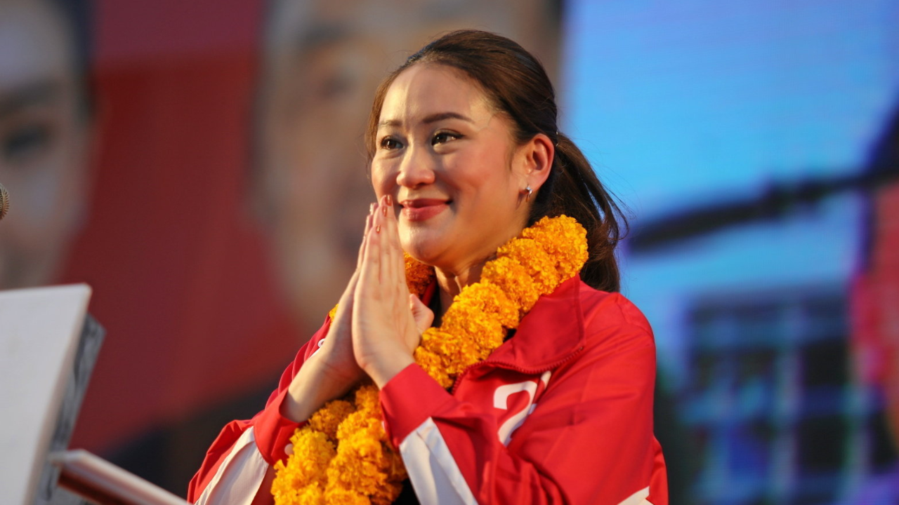 เลือกตั้ง 2566 : “อิ๊ง” อ้อนชาวศรีสะเกษอย่าแบ่งใจ ย้ำเพื่อไทยไม่มีพรรคพี่น้อง