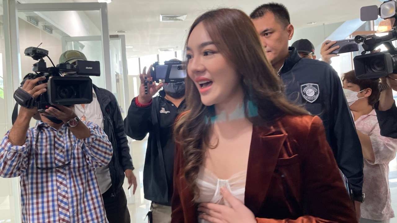 ศาลปรับ 1 พัน โทษจำคุกรอลงอาญา 1 ปี "เส้นด้าย พิมพ์ลดา" คดีเล่นการพนัน