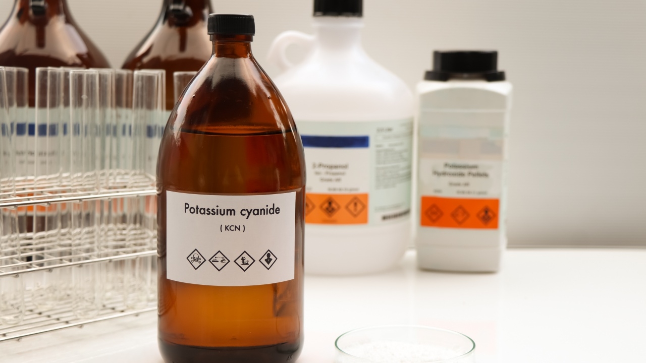 "ไซยาไนด์" วัตถุอันตราย ออกฤทธิ์เร็ว ได้รับเพียงเล็กน้อย ก็อาจเสียชีวิต