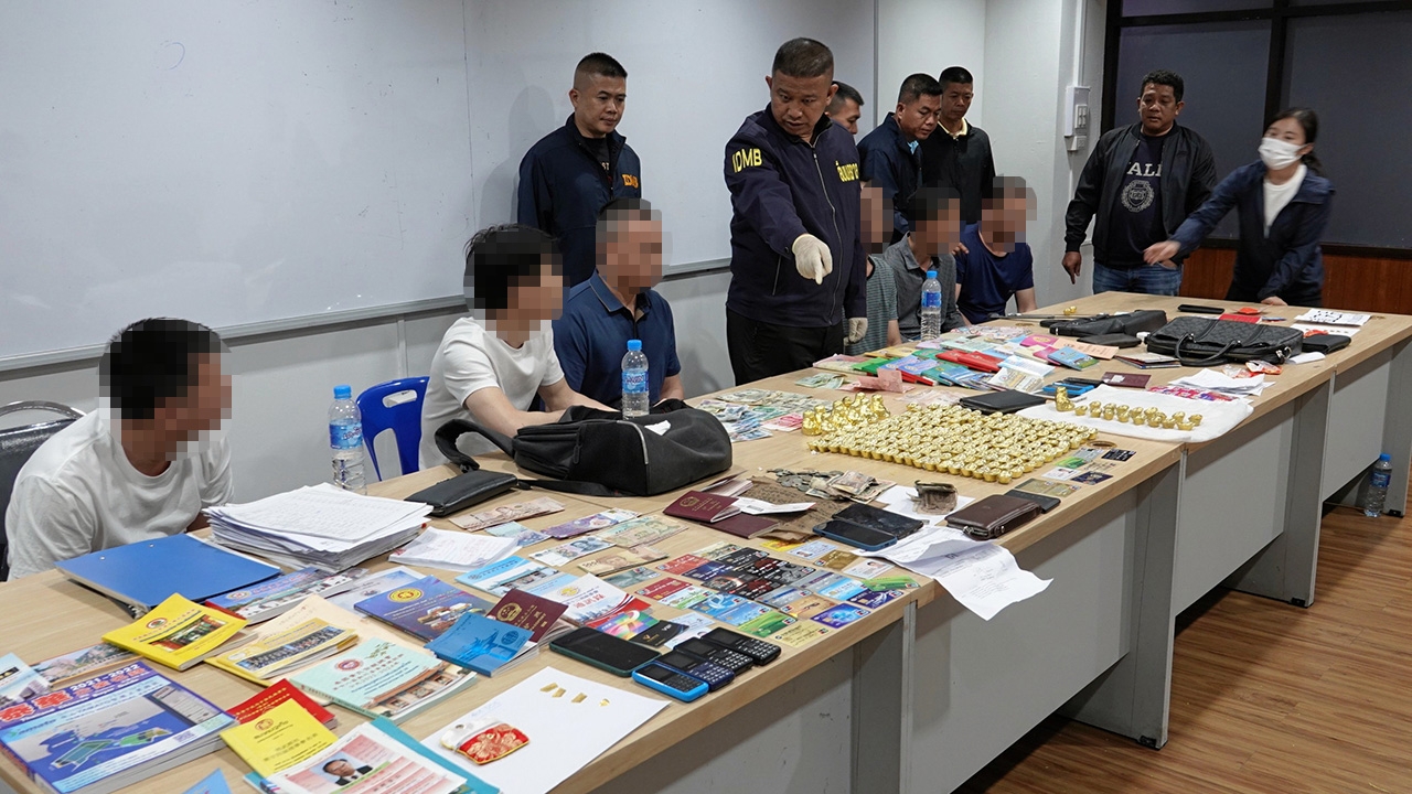 จับแก๊งจีนตุ๋นทองเก๊ ของแท้ล่อ สูญ 5 แสนบาท