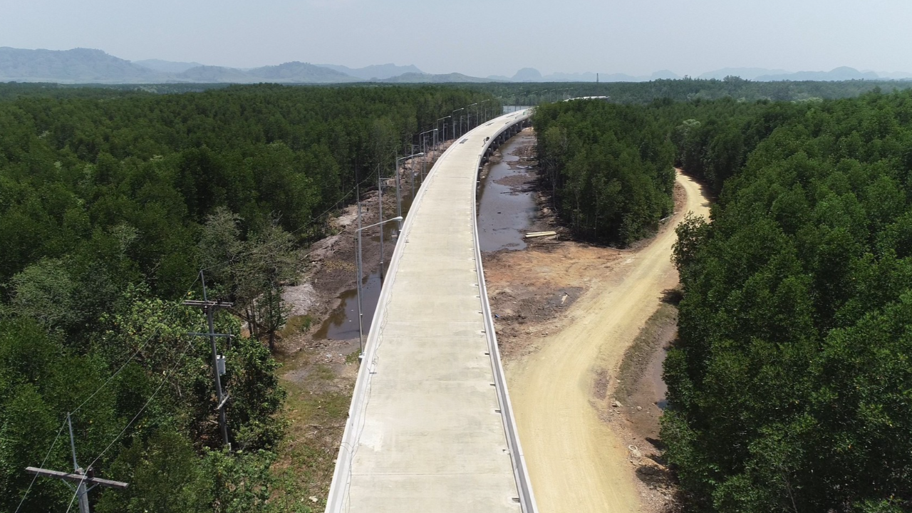 ทช.สร้างสะพานข้ามคลองดู อ.ละงู จ.สตูล เชื่อมเกาะสู่แผ่นดินใหญ่