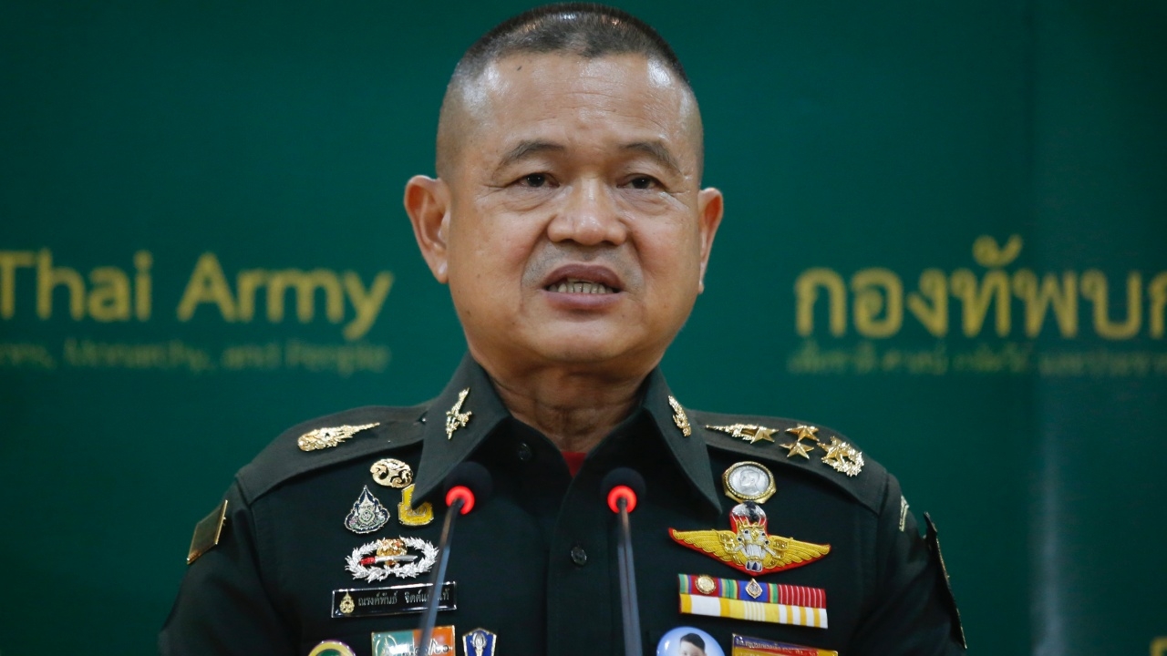 ทบ. สั่งย้าย "นายพลตุ๋ย" หนุ่มสงขลา ช่วยราชการ พร้อมตั้ง กก.สอบ ลงวินัย