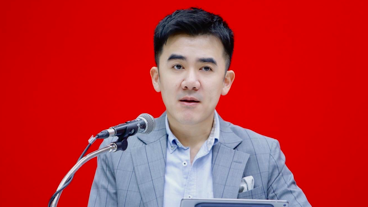 เลือกตั้ง 2566 : เพื่อไทย จี้ กกต. แจงปมเอกสารผิด หลังภาพผู้สมัครสลับกัน