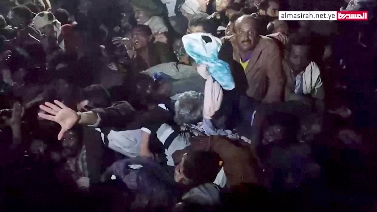 สุดสลด ชาวเยเมนเหยียบกันตายในงานแจกเงินการกุศล เกือบ 100 ศพ