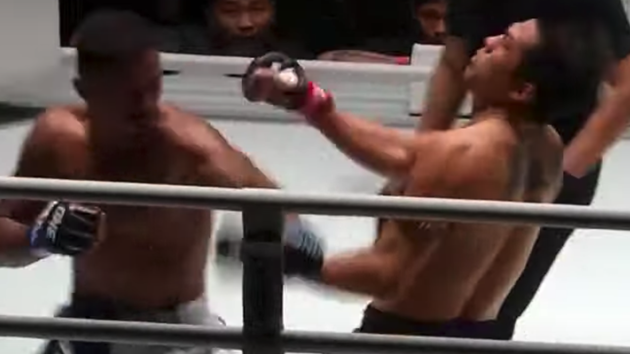 แฟนมวยตะลึง "เสมาเพชร" ได้นับ สุดท้ายแพ้น็อก "โลโบ" ศึกมวยไทย รุ่นแบนตัมเวต