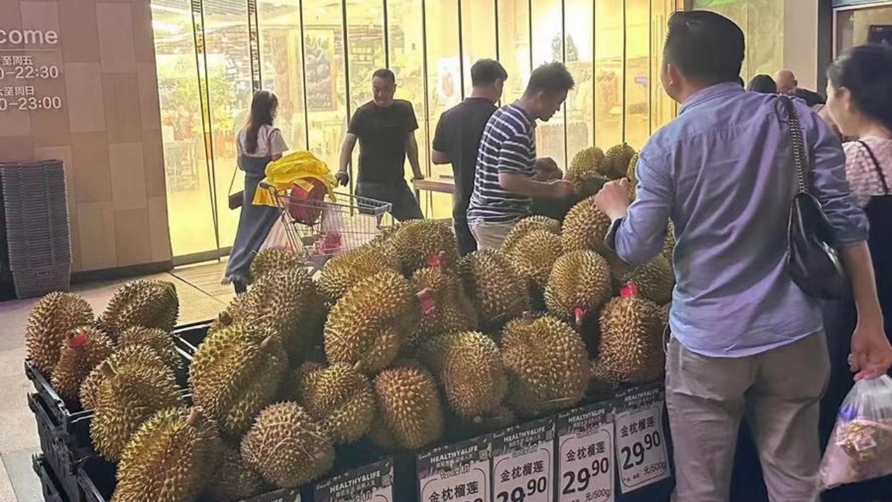 ‘ทุเรียนไทย’ มาแล้วกว่า 4 พันตัน ถูกส่งทางเรือ ถึงเมืองท่าภาคใต้จีน