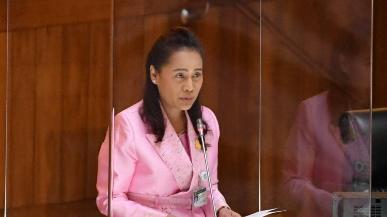 สั่งจำหน่ายคดี อดีต รมช.ศึกษา “กนกวรรณ” เหตุศาลสั่งพ้นจากตำแหน่งแล้ว