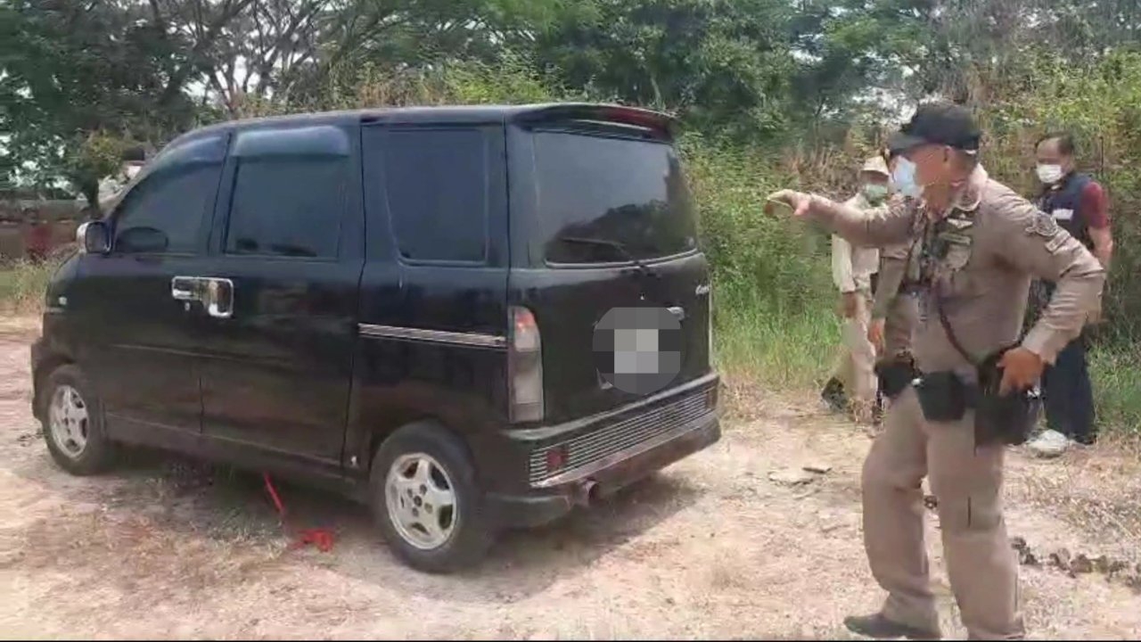 หนุ่มใหญ่เครียดซึมเศร้าหายไปจากบ้าน พบเป็นศพดับคารถเก๋งมินิแวนที่พะเยา