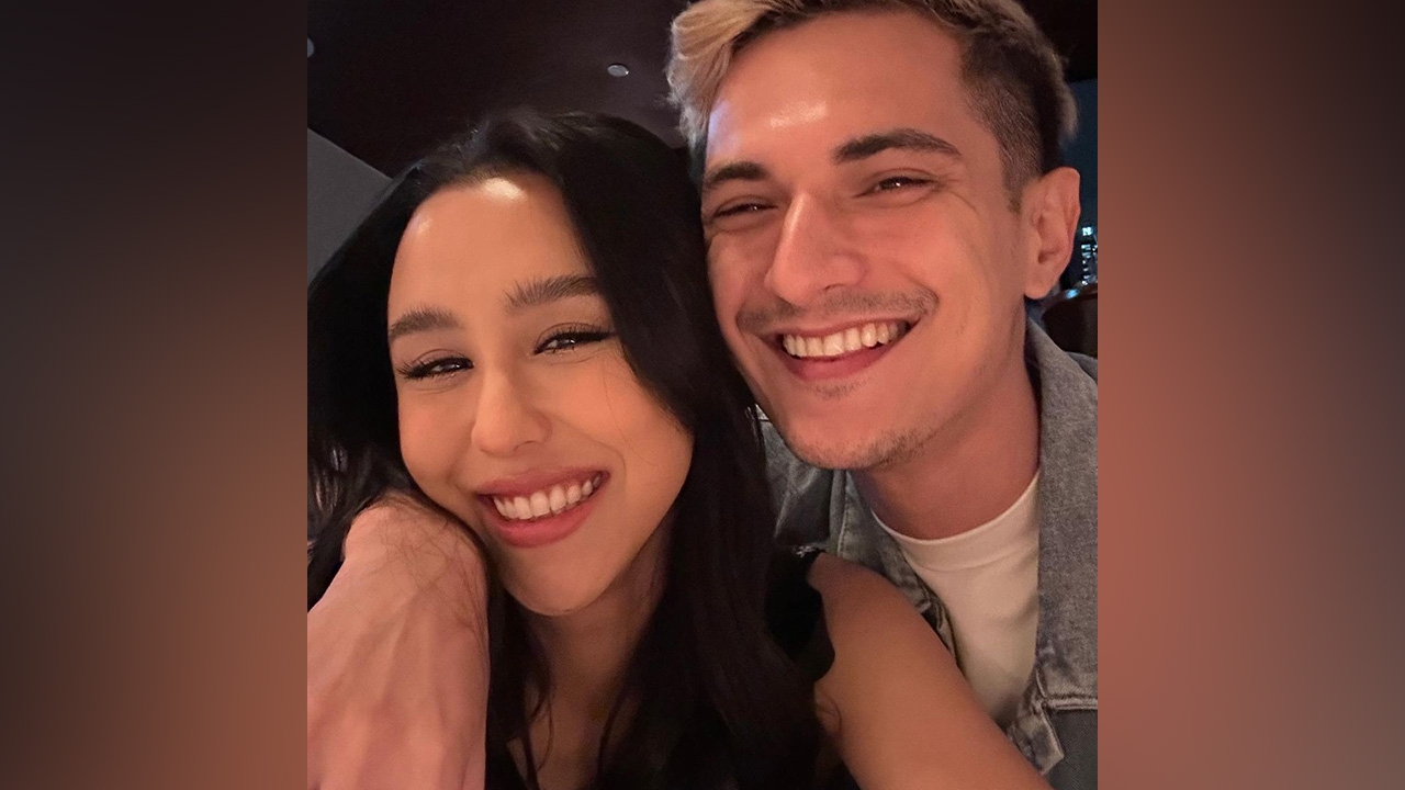 ชิน-ชินวุฒ แอ๊บสาวอย่างเนียน จนแฟนคลับเข้ามาแซว ลิลลี่ แฟนสาว ยังเริ่มสับสน
