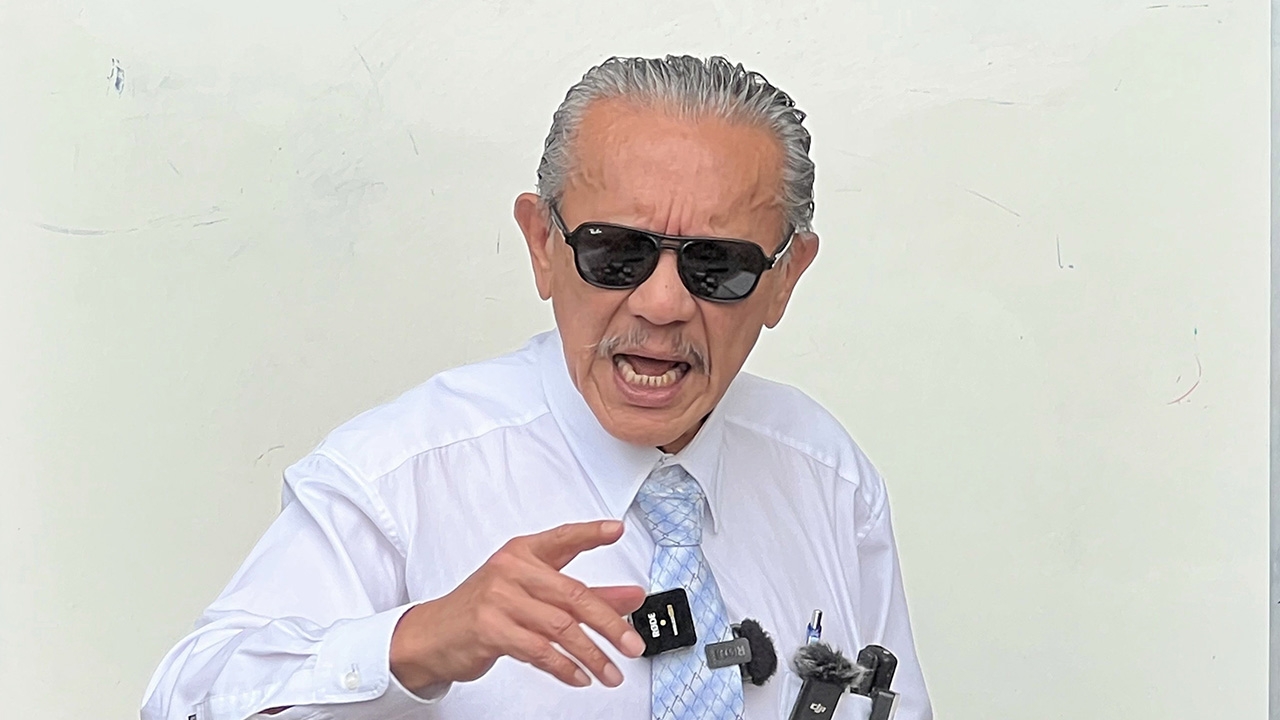 "ชูวิทย์" แลกหมัด-ยื่นยุบ หลังโดนพรรคภูมิใจไทย ขู่ฟ้องทั่วประเทศ