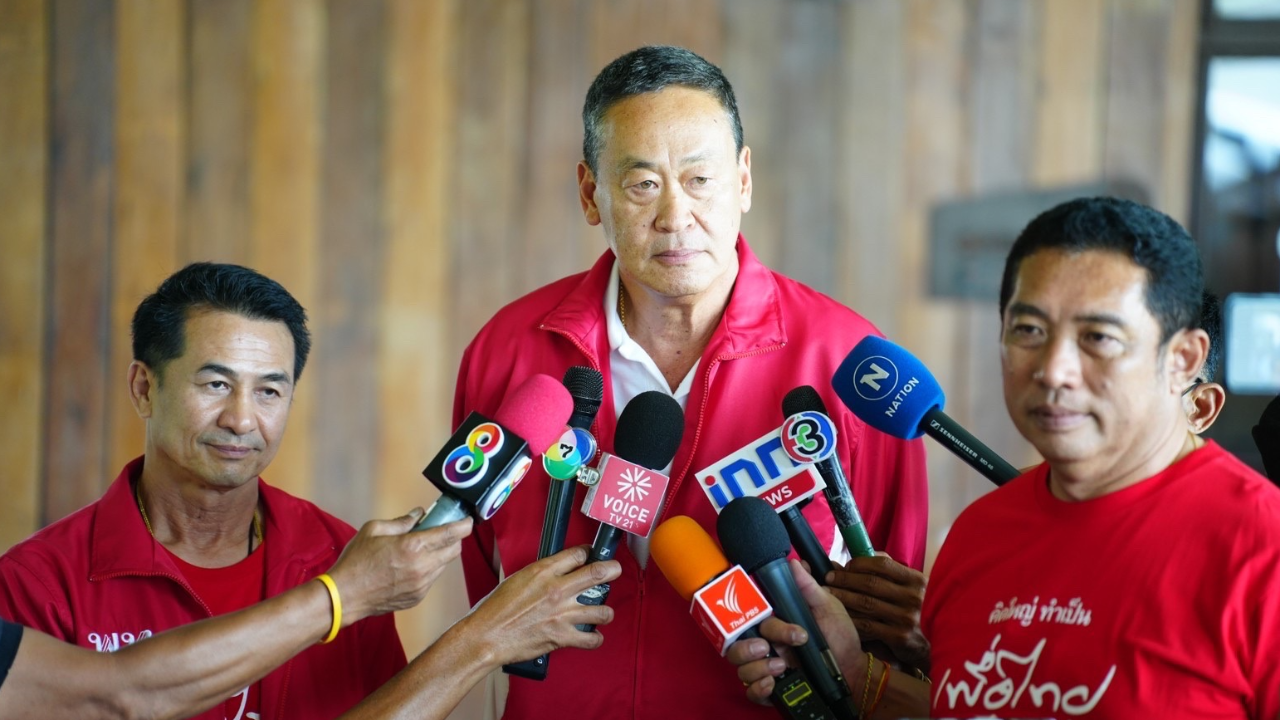 เลือกตั้ง 2566 : "สนธยา" เย้ยคู่แข่ง ขอกวาดยกเมืองชล "เศรษฐา" เมิน "อนุทิน" ปรามาส