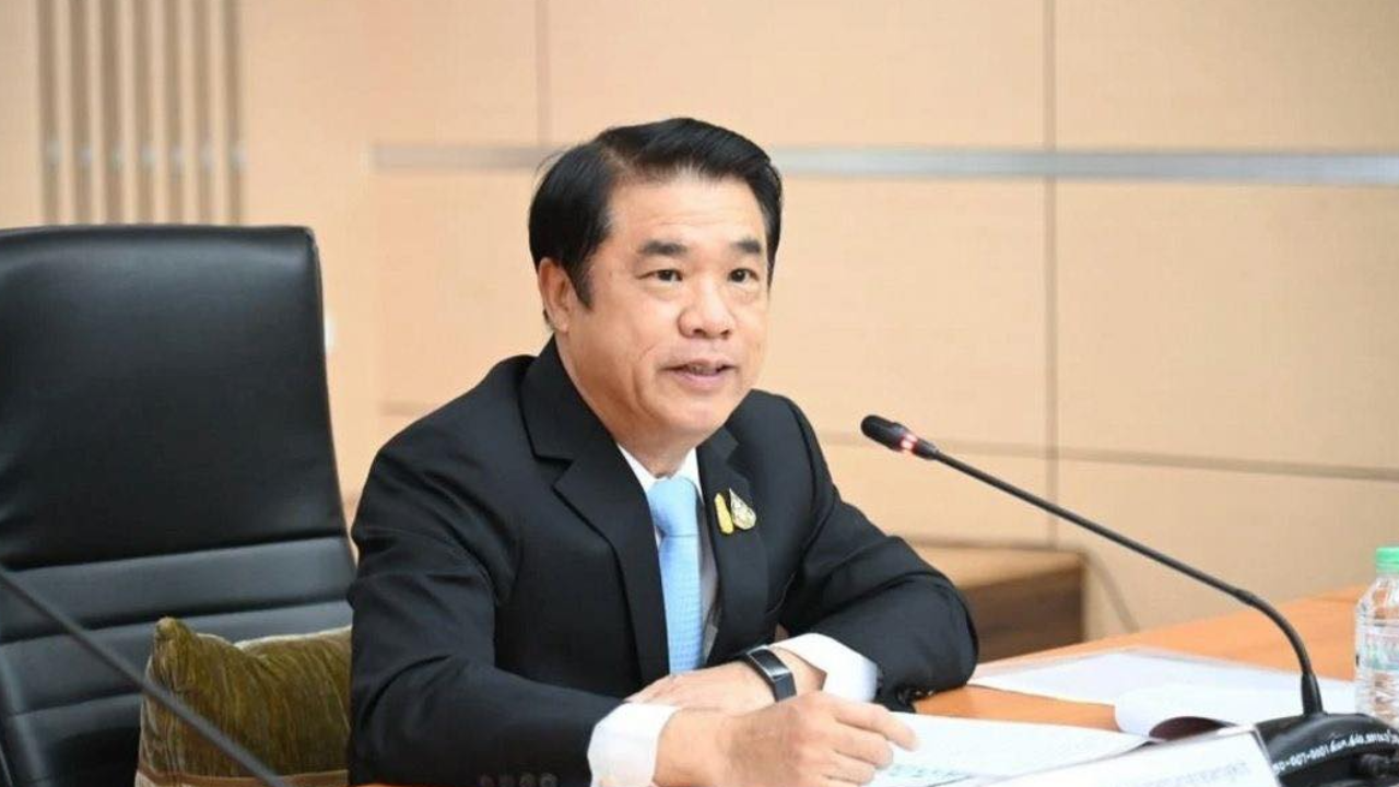 เลือกตั้ง 2566 : “สุริยะ” อ้างพรรคร่วมไม่มีเอกภาพจึงต้องเข้าหาแลนด์สไลด์