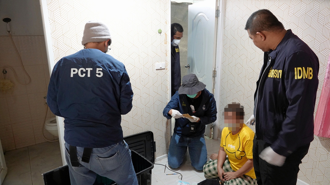 สาว 18 มงกุฎ ตุ๋นเหยื่อค้าทอง เชิดเงิน 37 ล้านบาท กบดาน 2 ปี จนมุมเพราะหนังควาย