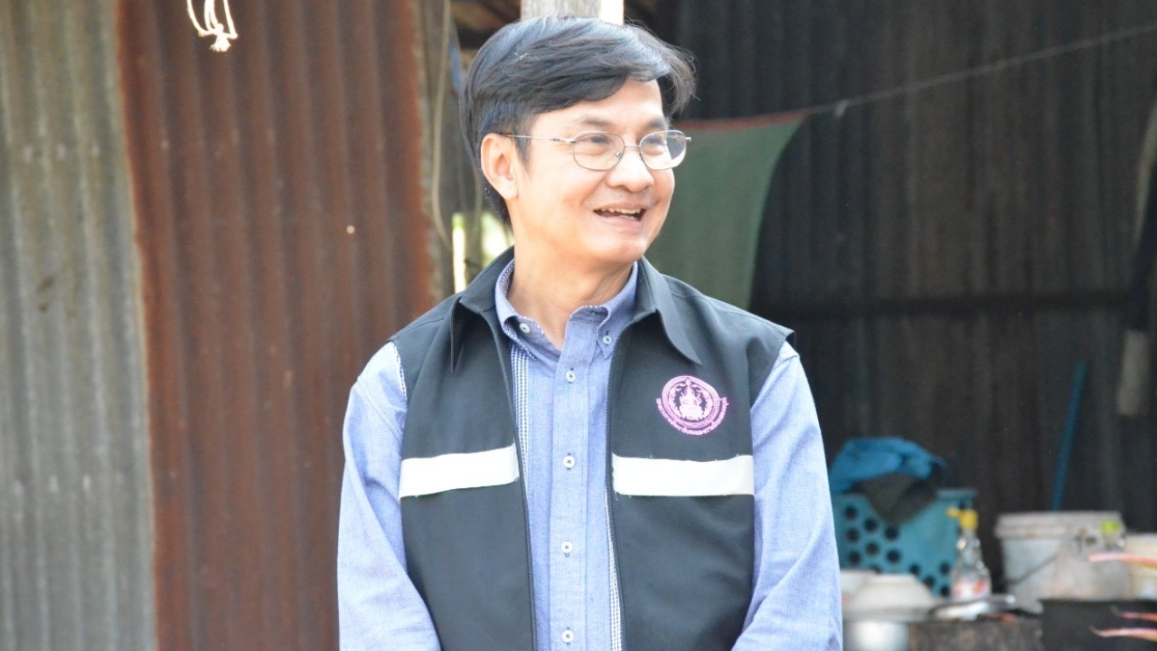 "จักษ์" ลั่น ไม่ย้ายพรรค ขอเดินหน้าสวมเสื้อ ปชป.ลงเลือกตั้ง "พิษณุโลก"