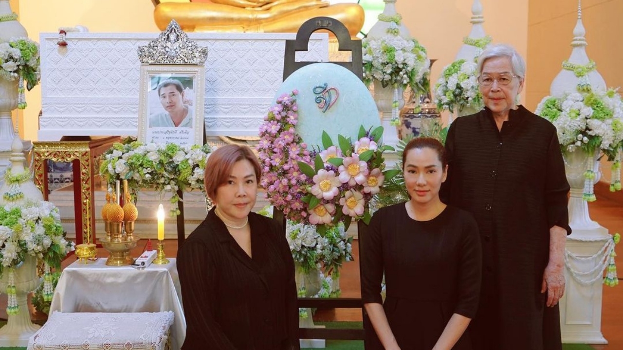 จอย รินลณี สุดเศร้าคุณพ่อเสียชีวิต เพื่อนดาราแห่ส่งกำลังใจแน่น