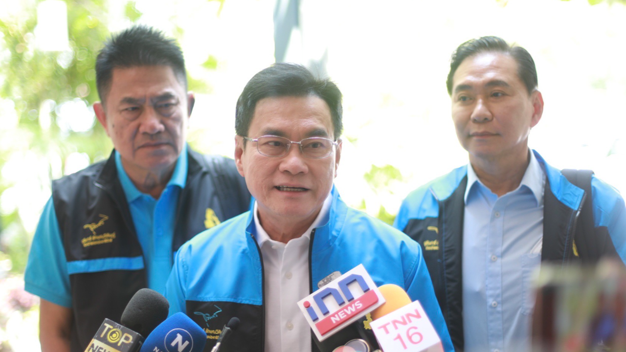 เลือกตั้ง 2566 : "จุรินทร์" ยัน ปชป. พร้อมสู้ หลัง กกต. ประกาศแบ่งเขตครบแล้ว