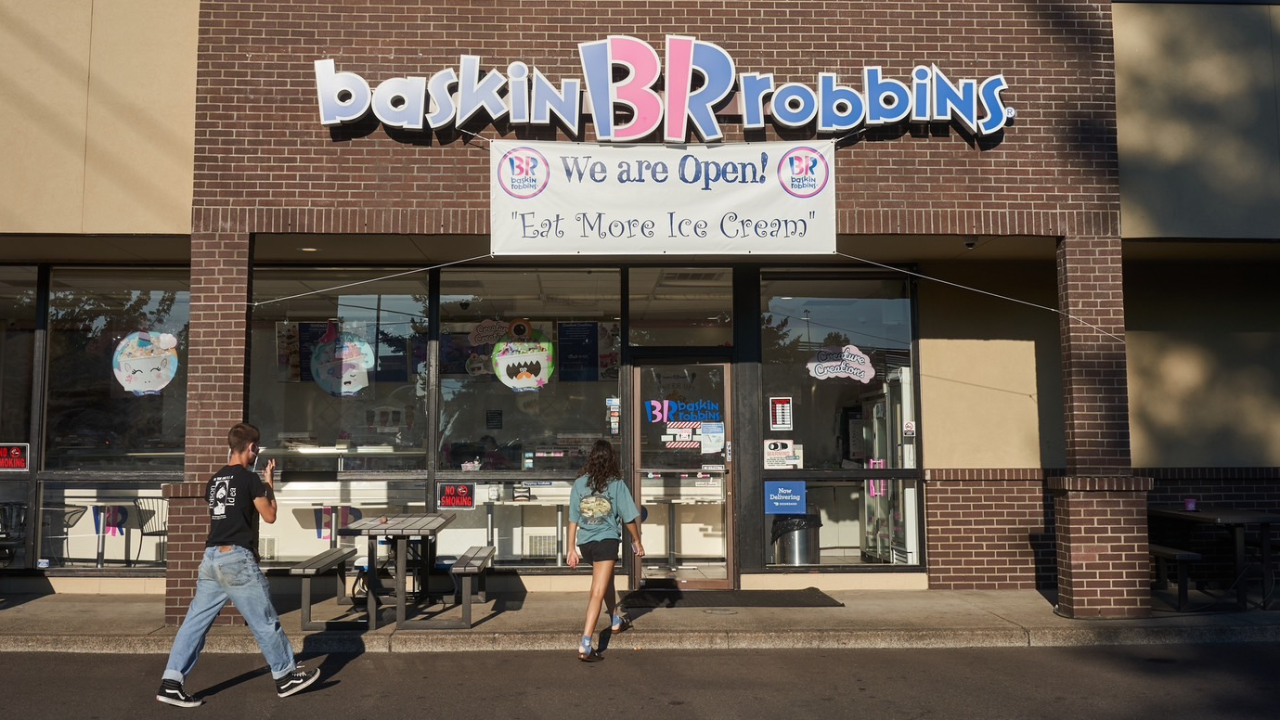 Baskin-Robbins ไอศกรีมต้นฉบับ Y2K สัญชาติอเมริกา ที่กำลังหายไปจากประเทศไทย