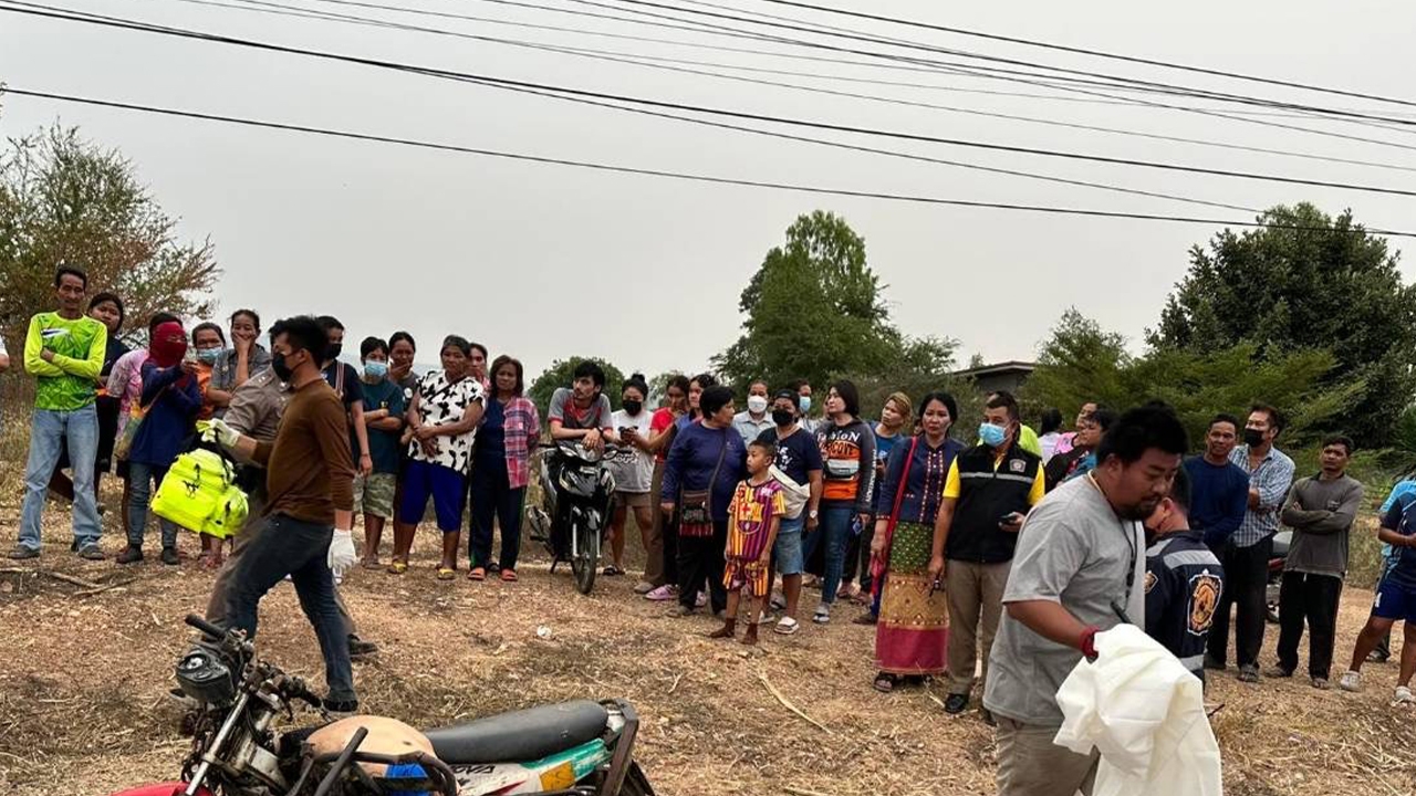 สลด ซาเล้งพ่วงเลี้ยวตัดหน้า ฟอร์จูนเนอร์ไม่เห็น ชนยับดับ 4 ศพ