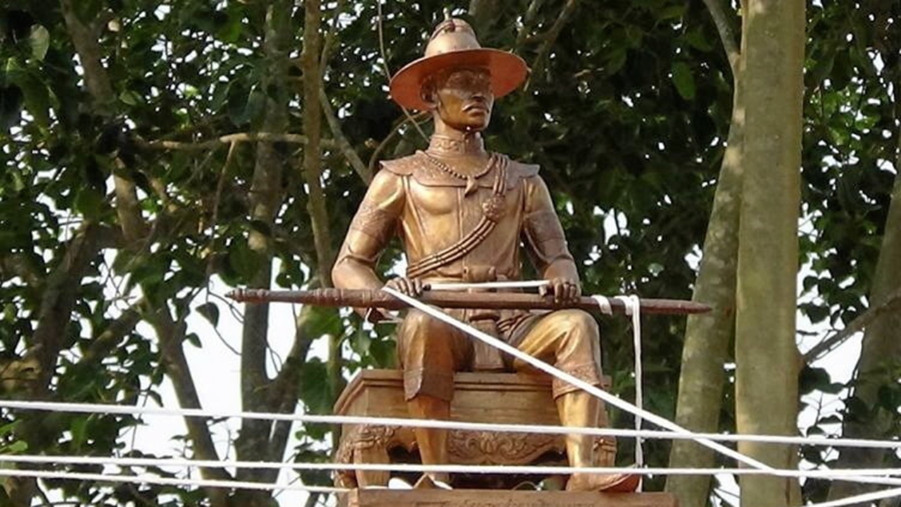 "วัดโนนสะอาด" จัดสร้างใหญ่ พระราชานุสาวรีย์พระเจ้าตาก