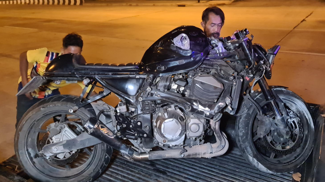 สลด จ่าโททัพเรือ บิดบิ๊กไบค์แหกโค้งชนเสาไฟดับ-เพื่อนสาวซ้อนท้ายสาหัส