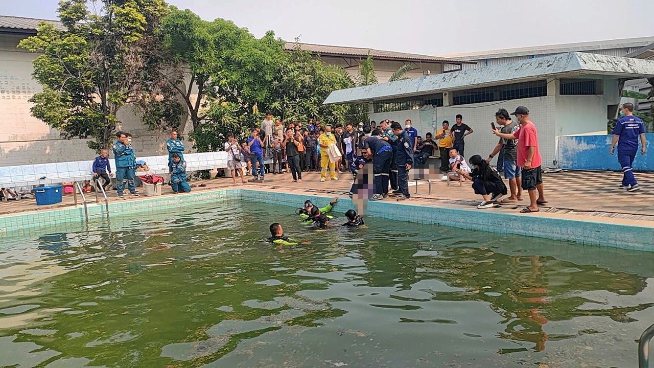 2 ด.ช.ดับสลด ลื่นจม "สระน้ำ" ชํารุดปิดใช้งาน ตะไคร่เกรอะกรัง