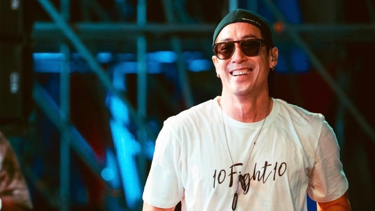 เจ เจตริน โพสต์เคลื่อนไหวล่าสุด ยิ้มสู้แดด พร้อมแคปชั่นภาษาอังกฤษ