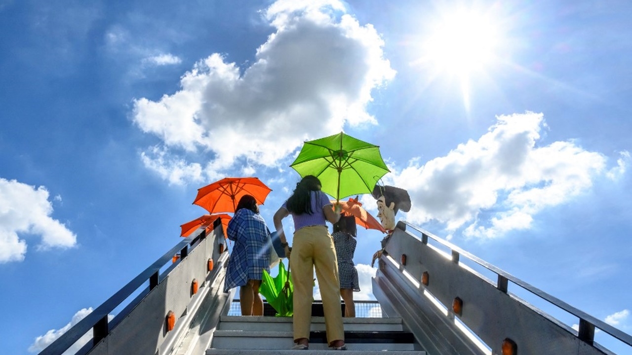 สภาพอากาศวันนี้ ตอนบนอากาศร้อน กทม.สูงสุด 39 องศาฯ ฝนตกบางจุด