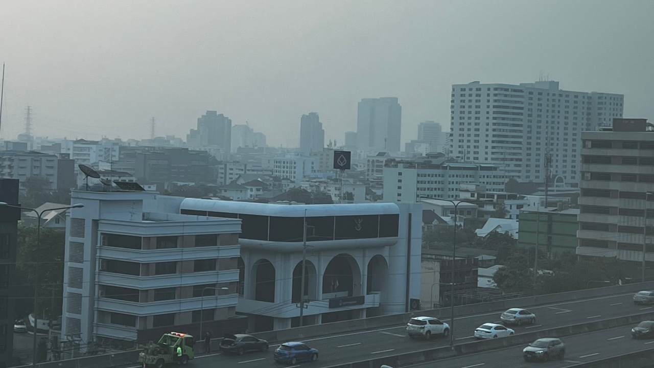 เช็ก 70 พื้นที่ ค่าฝุ่น PM 2.5 พุ่งเกินมาตรฐาน คุณภาพอากาศเริ่มมีผลกระทบสุขภาพ