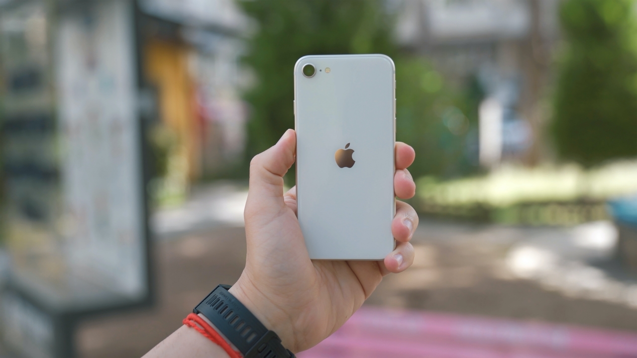 iPhone SE 4 (2024) เปลี่ยนไปใช้ผู้ผลิตหน้าจอจากประเทศจีน เพื่อลดต้นทุน