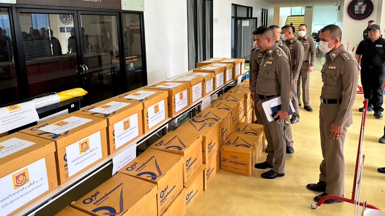 "บิ๊กโจ๊ก" รุดดูสำนวนฟัน 107 ตม. เรียกรับ-ละเว้น ช่วยทุนจีนเทาส่ง ป.ป.ช.