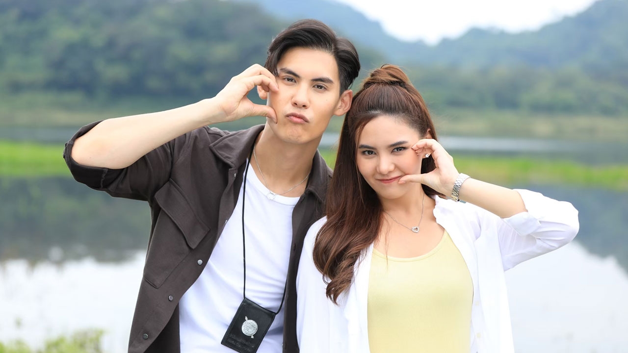 มิ้นท์ พรทิวา ปลื้มแฟนๆ ชอบเคมีคู่ บอส ชนกันต์ ละคร "เพลิงไพร" กระแสดีไม่มีแผ่ว