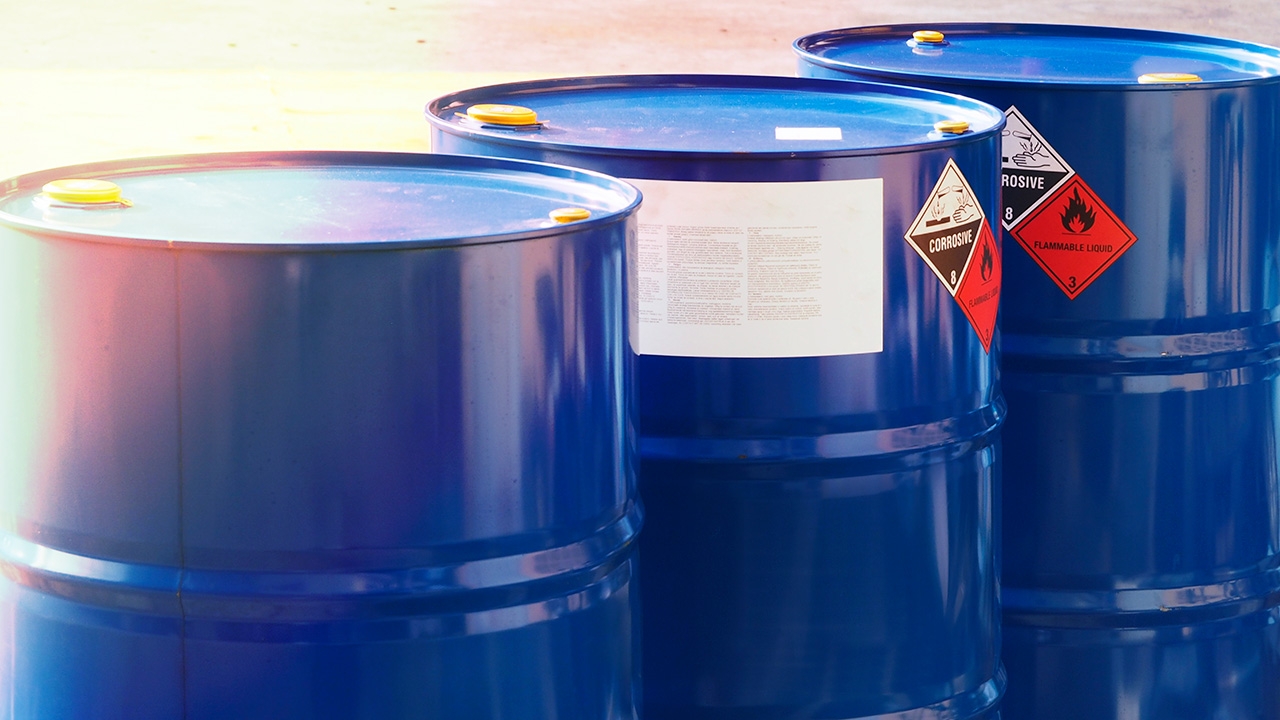 กนอ.จับจริงลักลอบทิ้งสารเคมี ตั้ง 2 ข้อหาหนัก-อายัดรถบรรทุก