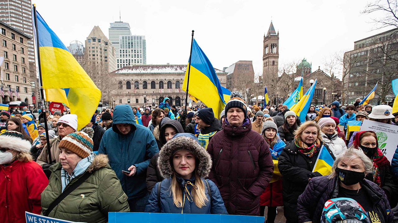 12 ช่วงเวลาเพื่อยูเครน