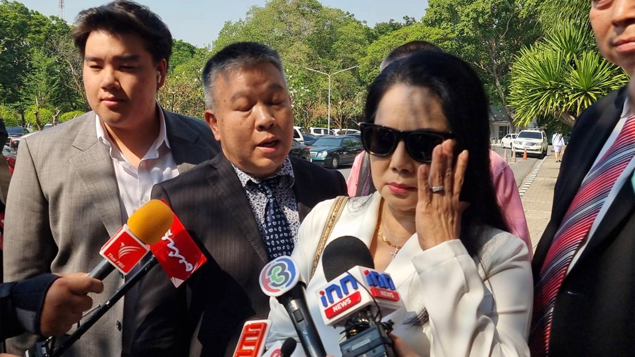 "แม่แตงโม" ลุย เปิดหลักฐานใหม่ชิ้นสำคัญ "กล้องหน้ารถ" เรียกเพิ่มกว่า 40 ล้าน